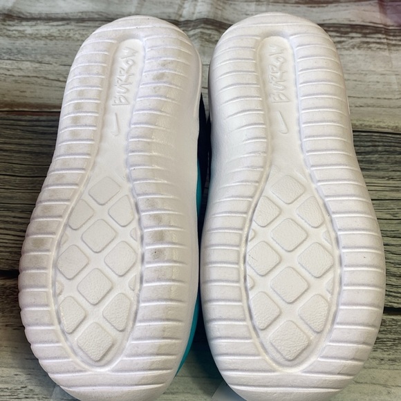 Nike Women’s Burrows Turquoise Blue/Blk ( Slip on ) Size 6 - Picture 7 of 10